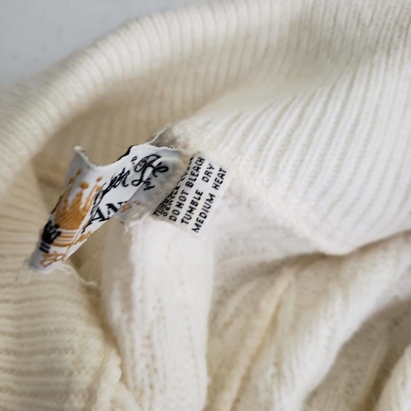 Vintage Sweater Bee by BANFF Knit Crochet Fringe Sweater Cape Poncho Womens MCM - Picture 7 of 8